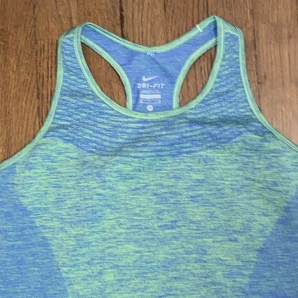NEW Nike Spacedye Racerback Tank Top - Picture 3 of 6